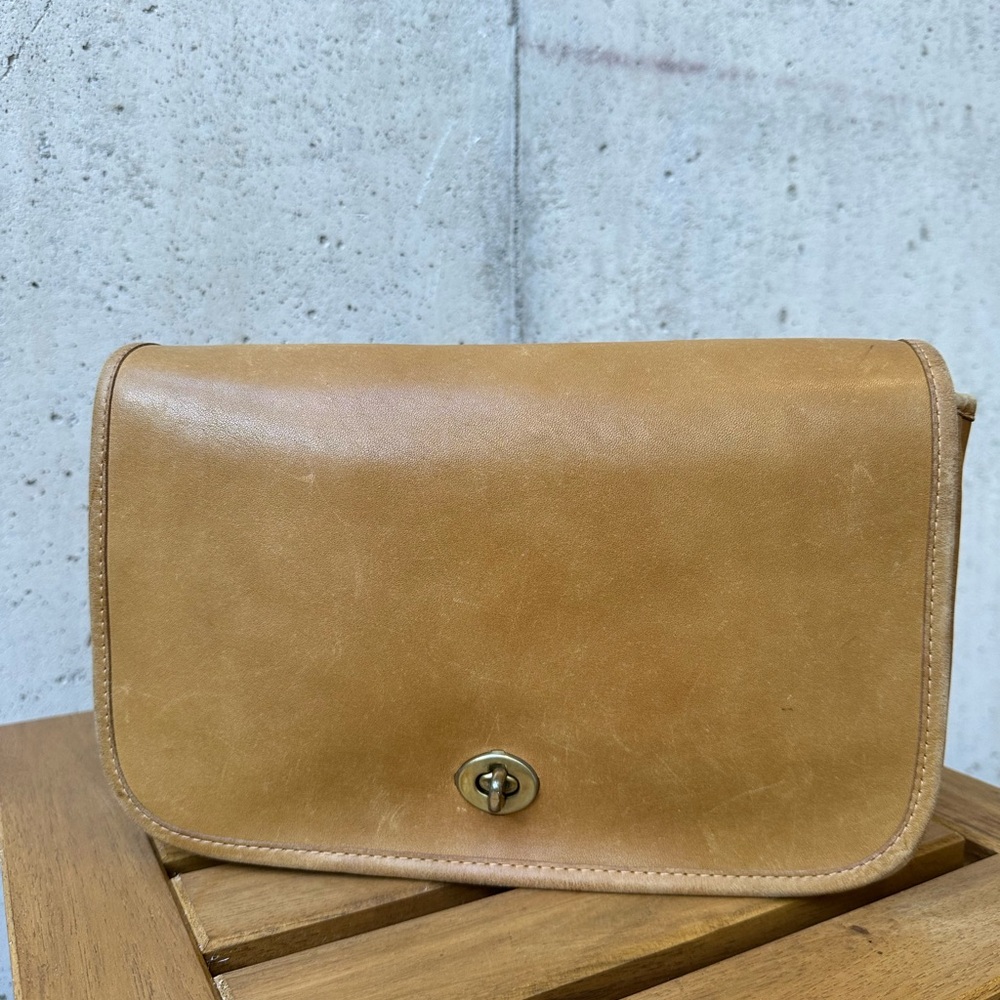 Vintage Coach Saddle Convertible Clutch